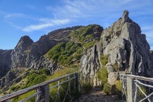 Ninho da Manta is a stunning viewpoint in the PR1 trail in Madeira