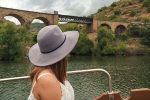 One of the things you have to do in the Douro Valley is a boat tour