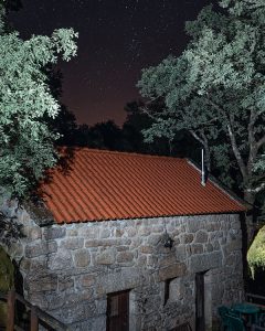 Night sky over Moinhos do Poço Verde in Castro do Laboreiro